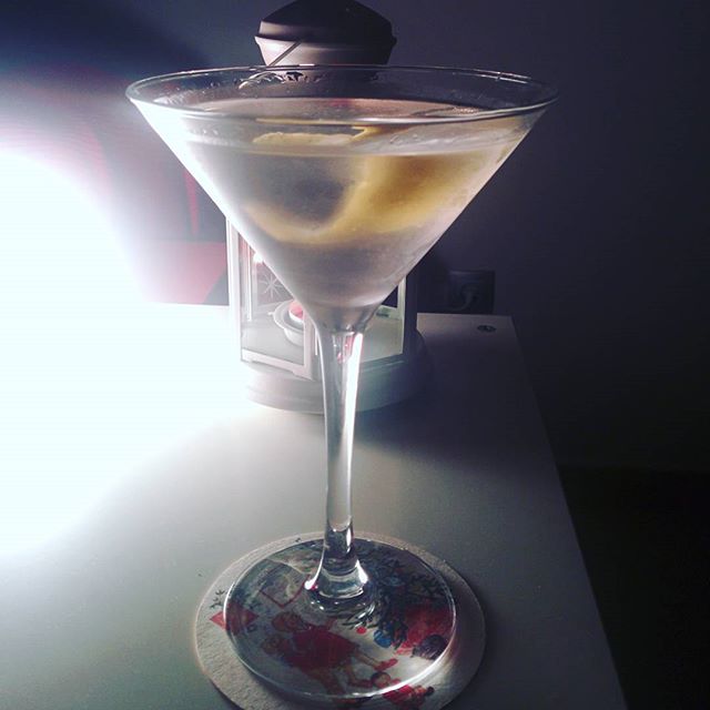 Hoy se merece un Vesper #cocktails